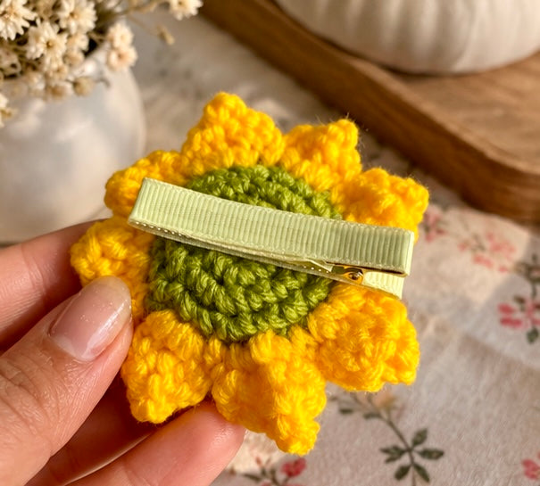 Sunflower clip