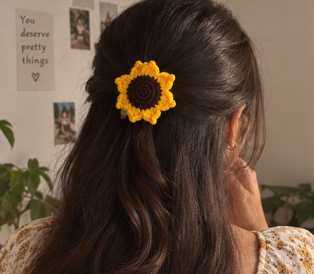 Sunflower clip